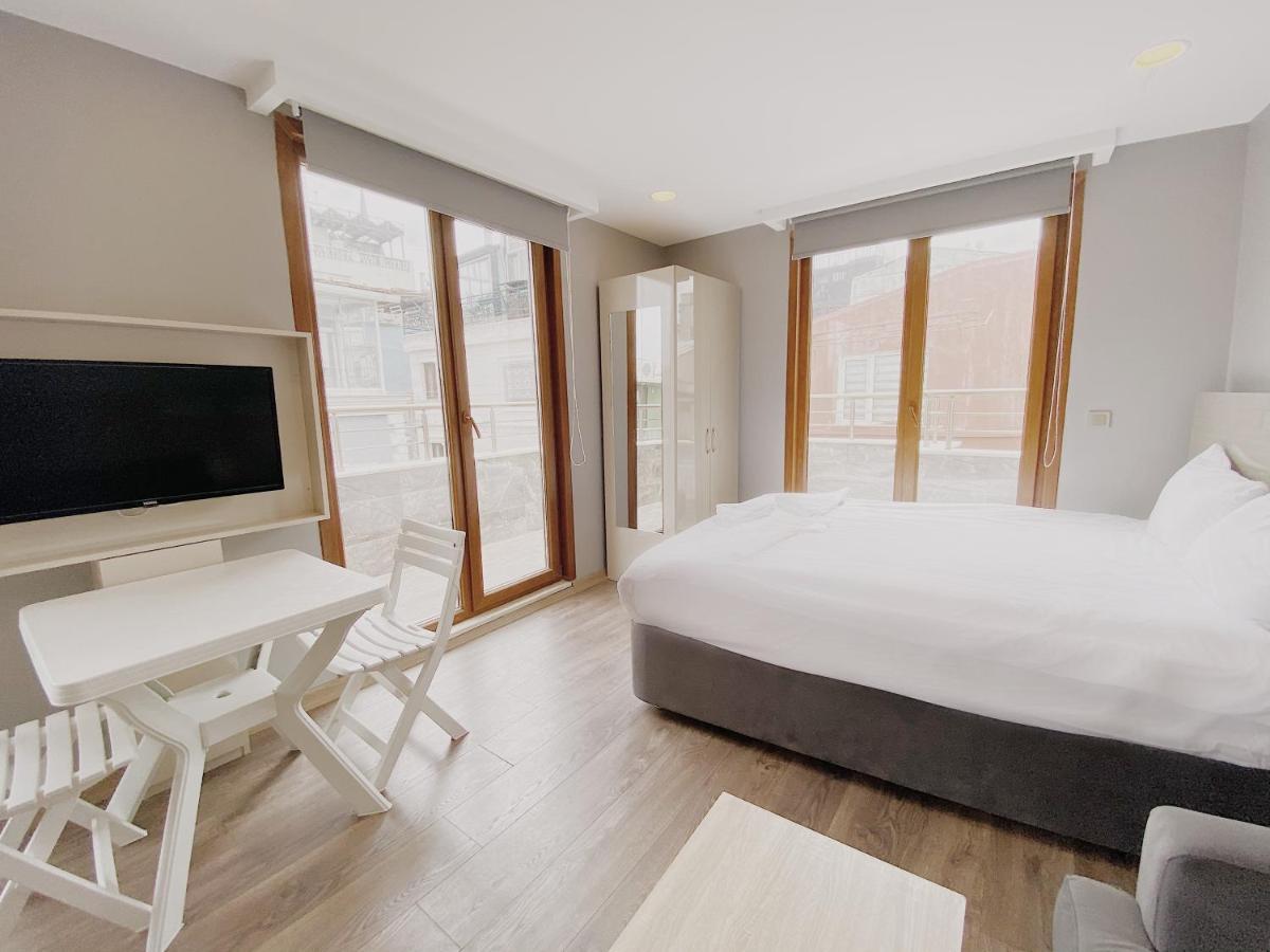 Apartment First Apart *